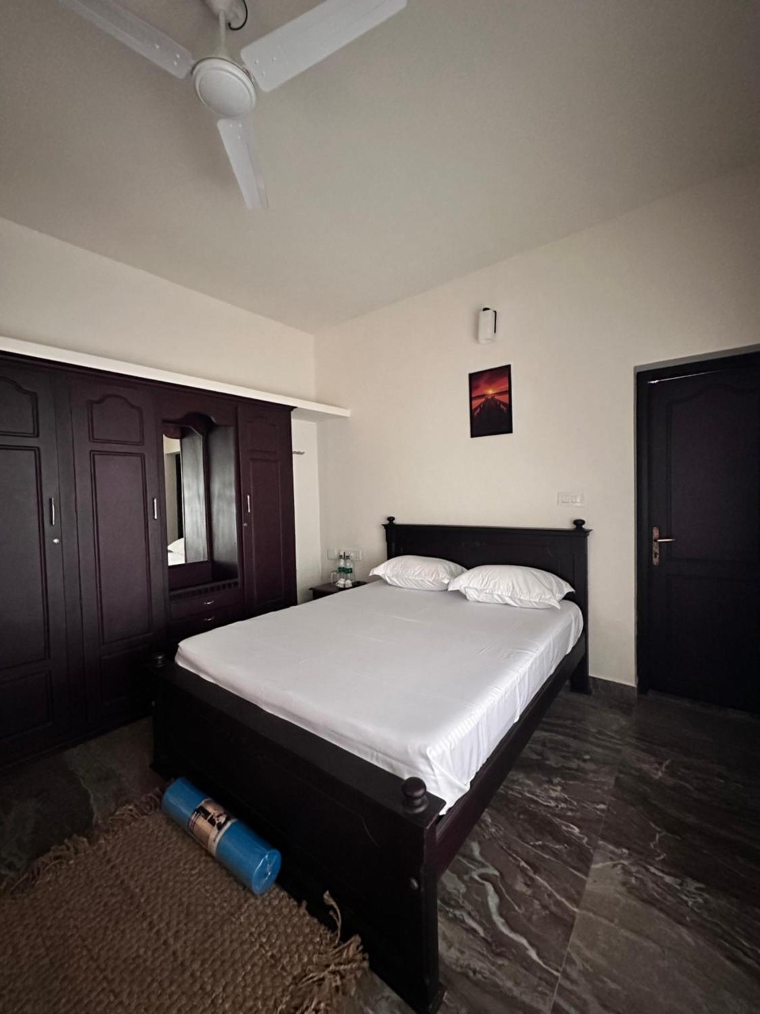 Daffodils Inn Alappuzha ภายนอก รูปภาพ